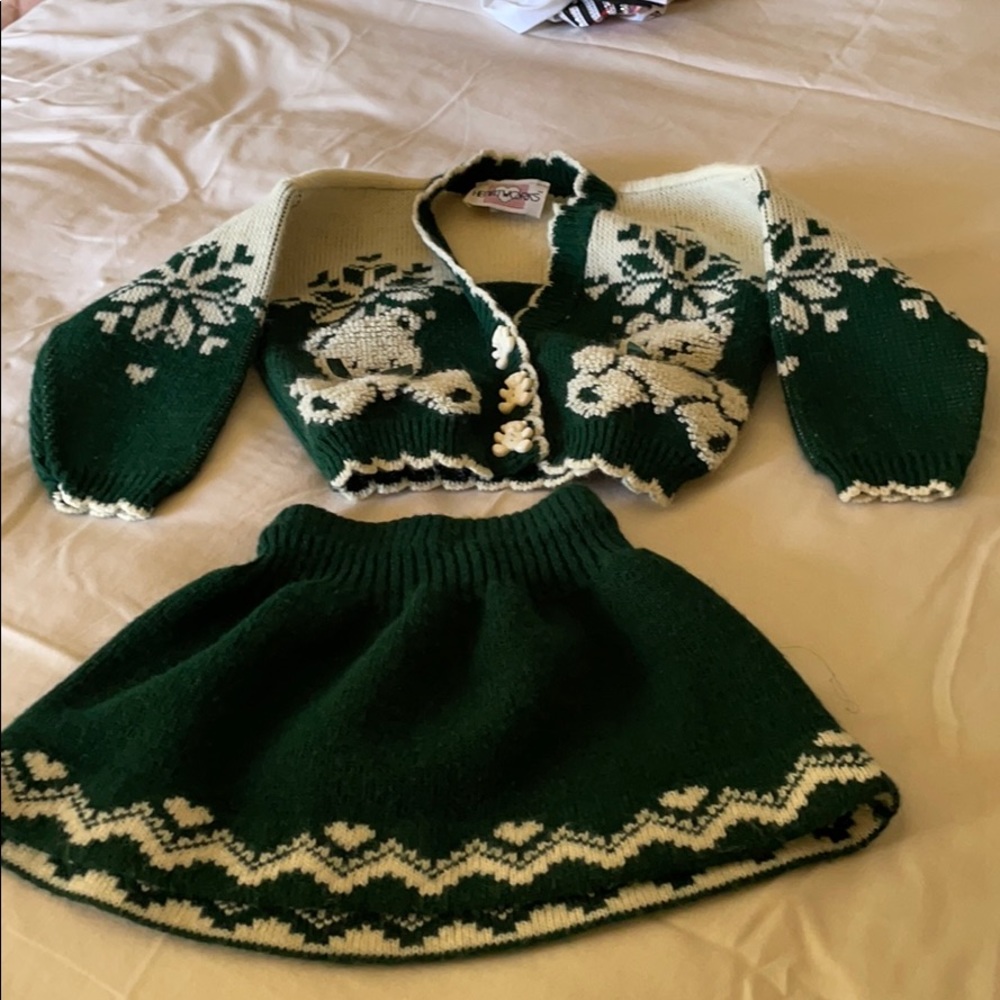 Two piece skirt set